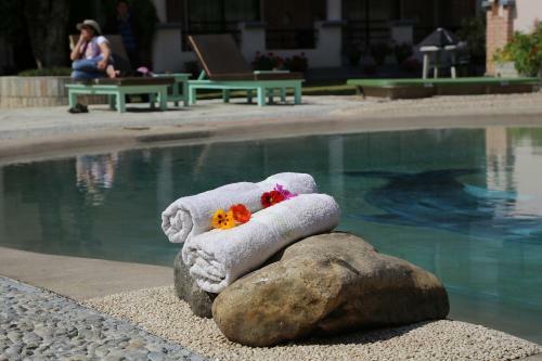 Hotel Mount Kailash Resort