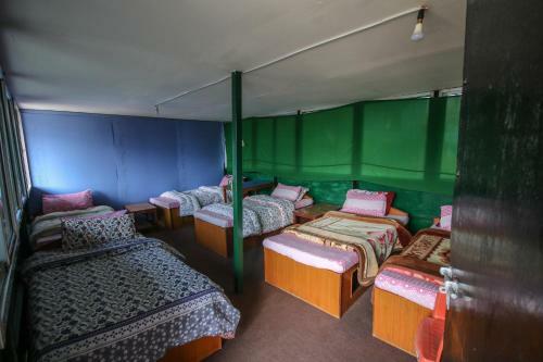 Albergue Forestway Guest House