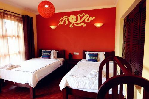 Hotel Homeland