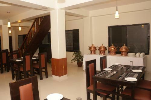 Hotel Swapna Bagh- Your Place