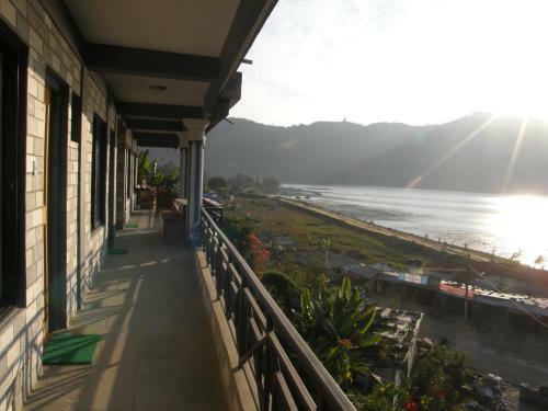 Hostal Lake Vision Guesthouse