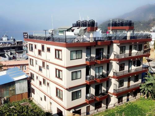 Hotel Boma And Apartments