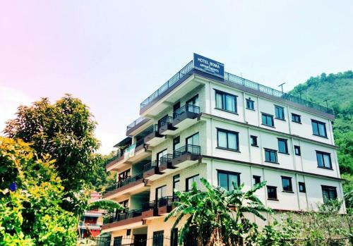 Hotel Boma And Apartments