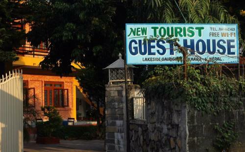 Hostal New Tourist Guest House