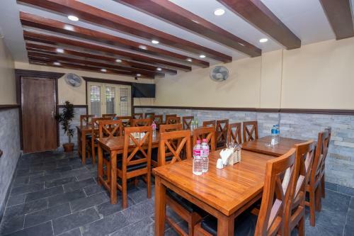 Oyo 253 Hotel Pinnacle