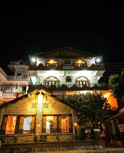 Hostal Peace Eye Guest House