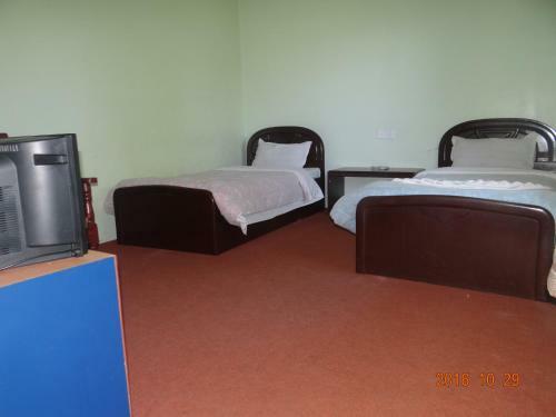 Hostal Millennium Guesthouse