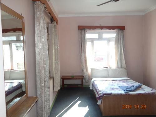 Hostal Millennium Guesthouse