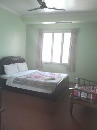 Hostal Millennium Guesthouse