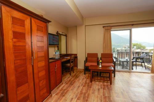 Hotel Pokhara Choice Inn