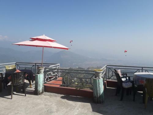 Hotel Himalayan Crown Lodge
