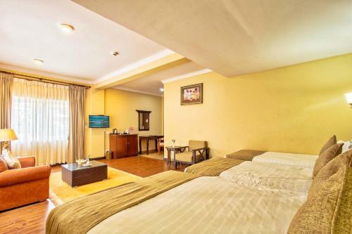 Da Yatra Courtyard Hotel