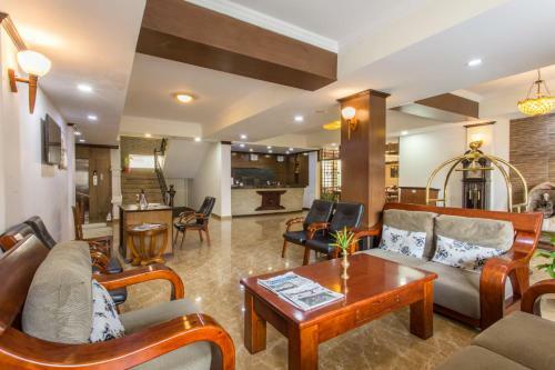 Da Yatra Courtyard Hotel