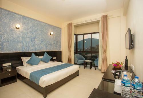 Hotel Tuki Resort