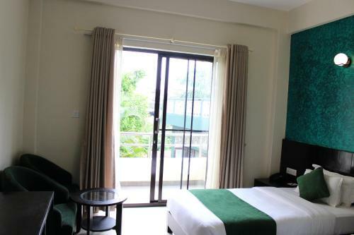Hotel Tuki Resort