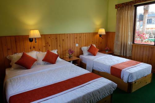 Hotel New Pokhara Lodge