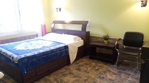 Hotel New Pokhara Lodge
