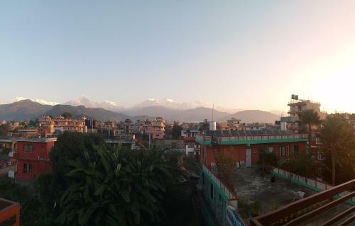 Hotel New Pokhara Lodge