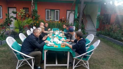 Hotel New Pokhara Lodge