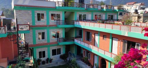 Hotel New Pokhara Lodge