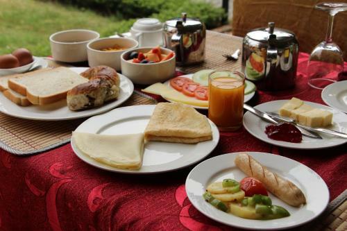 Hotel Milarepa