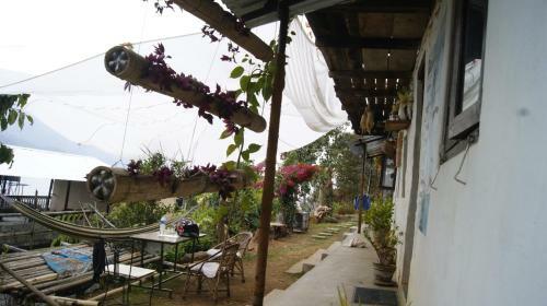 Hostal Peace Guest House