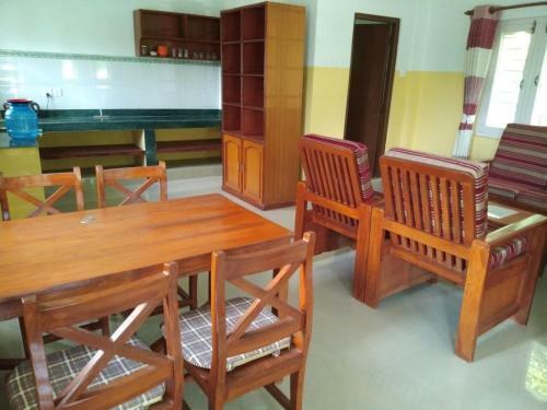 Hostal Happy Sedi Lodge