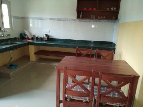 Hostal Happy Sedi Lodge