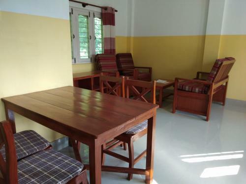 Hostal Happy Sedi Lodge