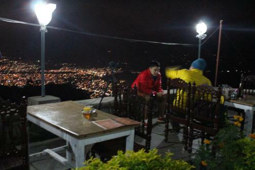 View Top Lodge & Restaurant