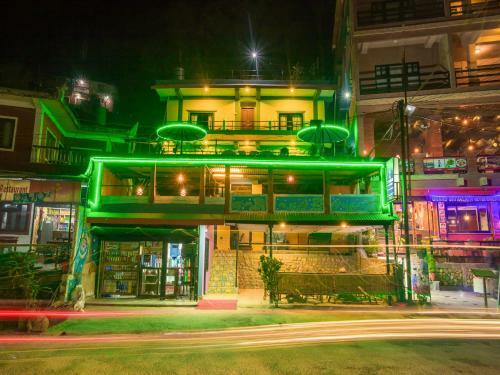 Oyo 225 Hotel Fewa Corner