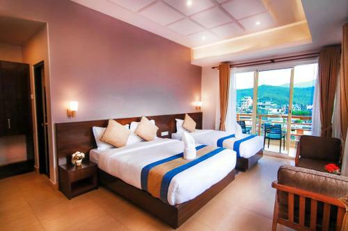 Hotel Lake Paradise