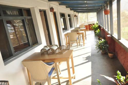 Hotel Fewa And Mike's Old Kitchen