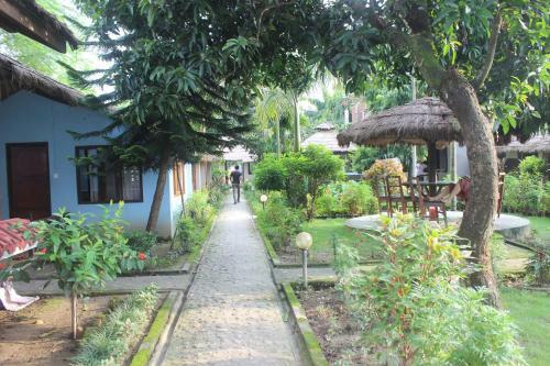 Hotel Chitwan Forest Resort