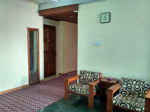 Universe Hotel