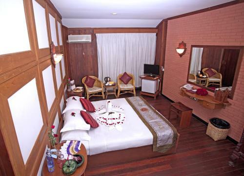 Bagan Hotel River View