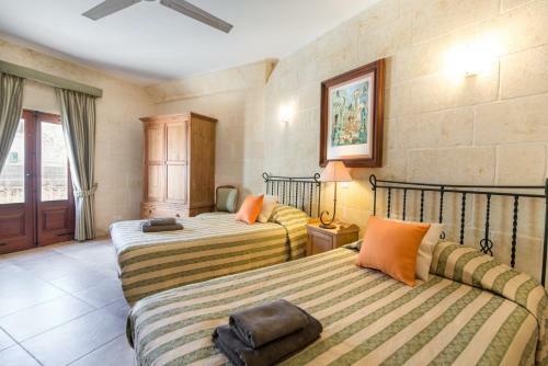 Battista Holiday Home