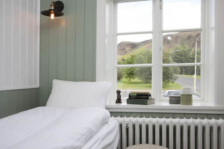 Hostal Skyr Guesthouse