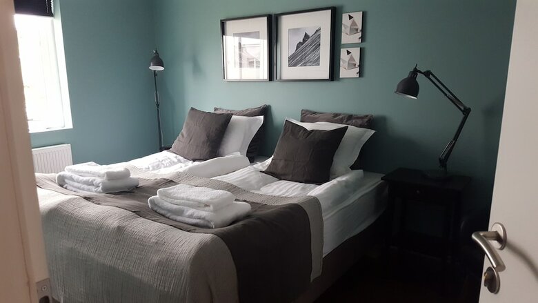 Hostal Skyr Guesthouse