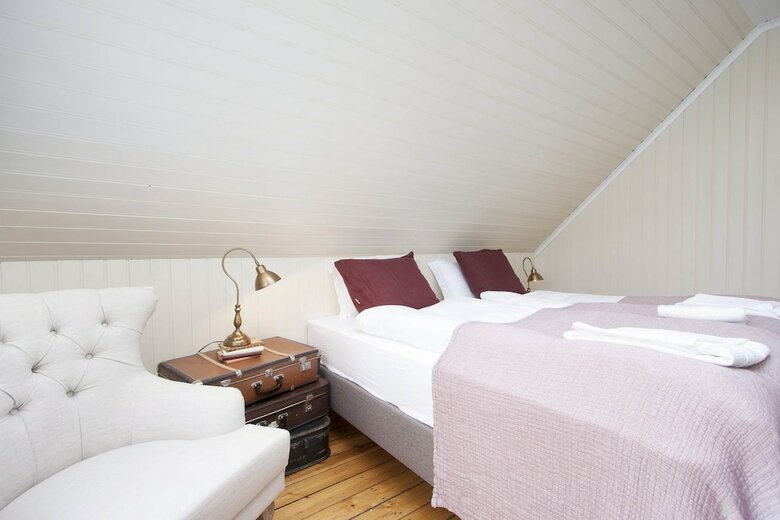 Hostal Skyr Guesthouse