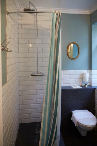 Hostal Hrafninn Guesthouse