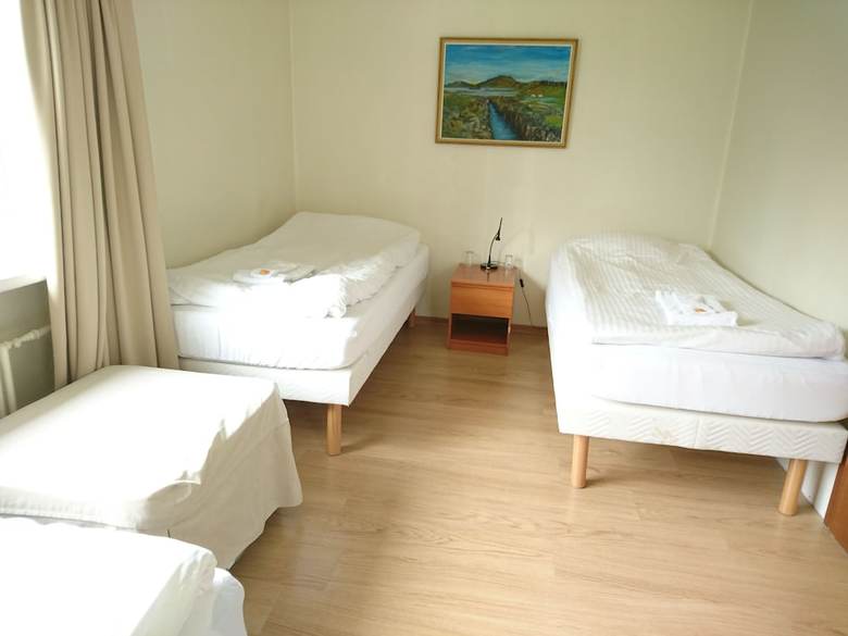 Hostal Alba Guesthouse