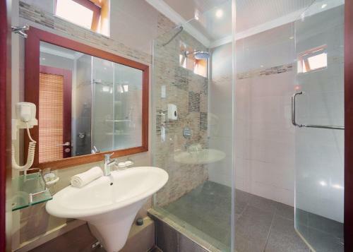 Hotel Gold Beach Resort