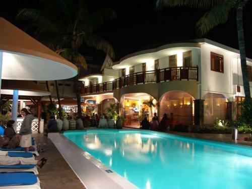 Hotel Gold Beach Resort