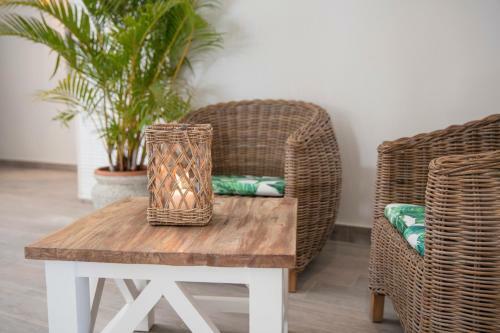 Hostal The Bay