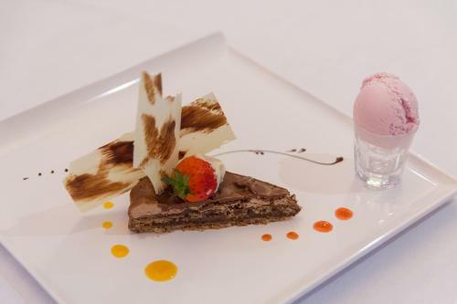 Kilkee Bay Hotel