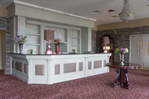 Kilkee Bay Hotel