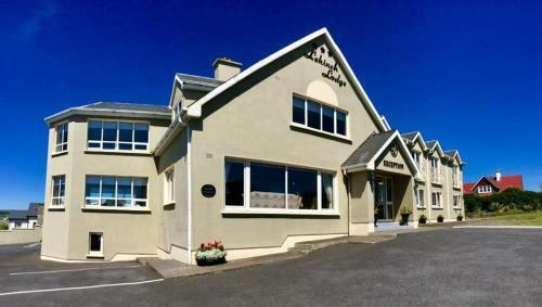 Hostal Lehinch Lodge