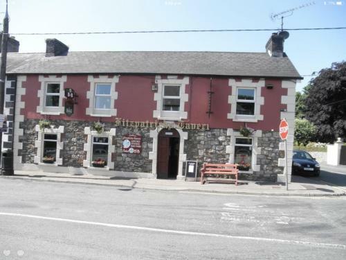 Fitzpatrick's Tavern And Hotel