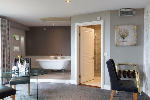 Ocean Sands Hotel
